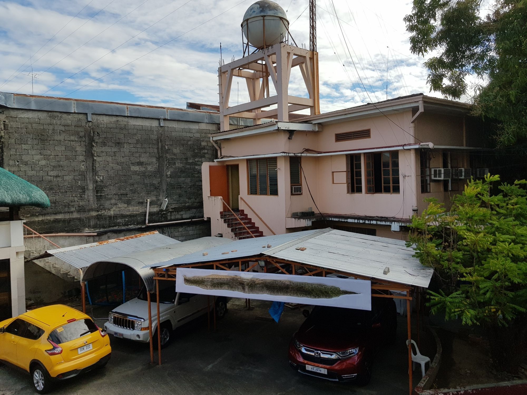 Texicano Hotel Main Laoag Bagian luar foto